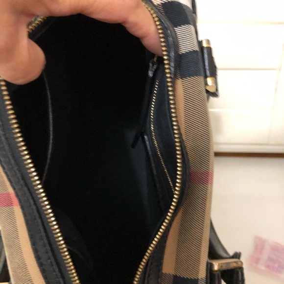 AUTHENTIC BURBERRY 2 way - Picture 9 of 14